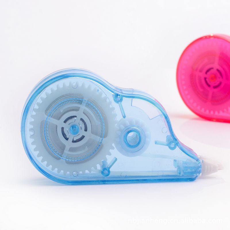 杨皓*，家庭困难，生活物资，学习用品